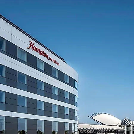 Hotel Hampton By Hilton Airport Lyon