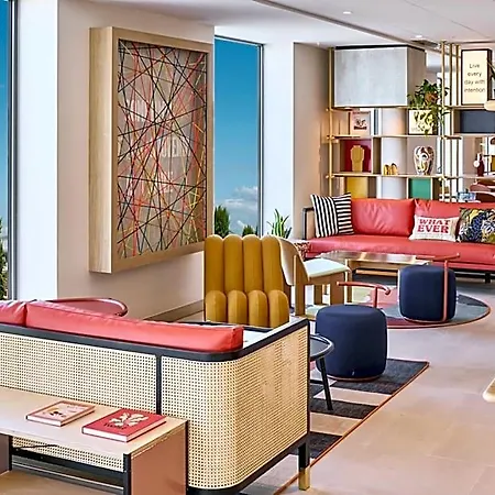 Hampton By Hilton Airport 3*