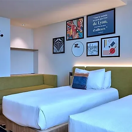 Hampton By Hilton Airport Hotel Lyon