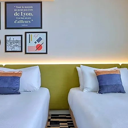 Hampton By Hilton Airport Hotel